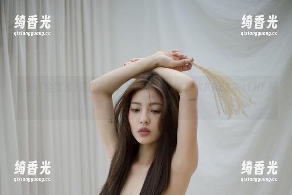 G.su(全智秀)这次又来送福利，LEEHEEEXPRESS-LEHF照实在是…看了都想上车！