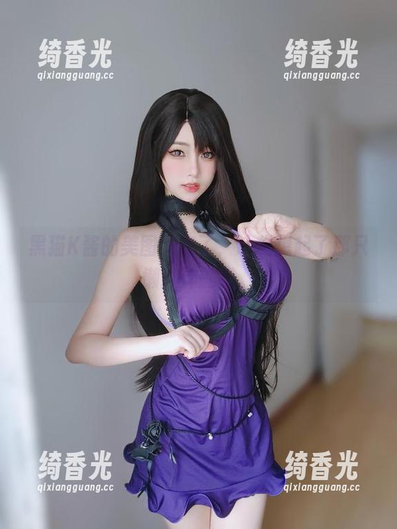 K酱 黑猫K酱的美图又来了,让我想起了那只懒洋洋的猫。