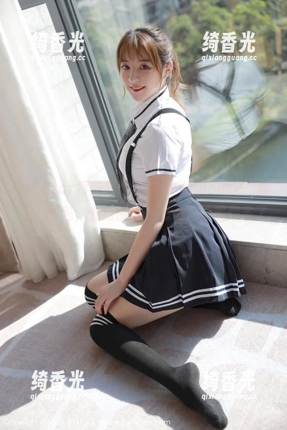 MFStar模范学院 - 唐琪儿Beauty“镂空”图包，最新的设计怎么总让我想多了呢？