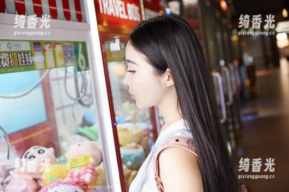 MiiTao蜜桃社 - 李颖诗的JK套图合集——有种想翻页的冲动