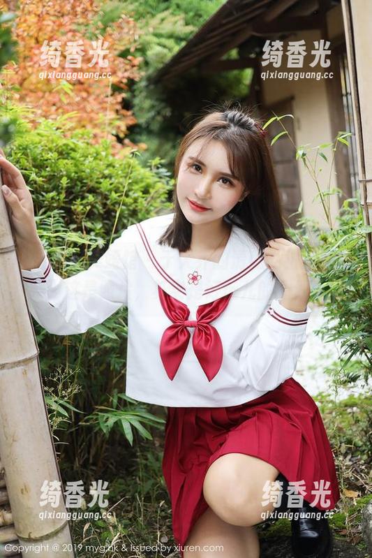 MyGirl美媛馆-于大乔 MyGirl美媛馆 - 于大乔的清纯私拍:你以为这是照片,其实是好玩儿的偶遇。