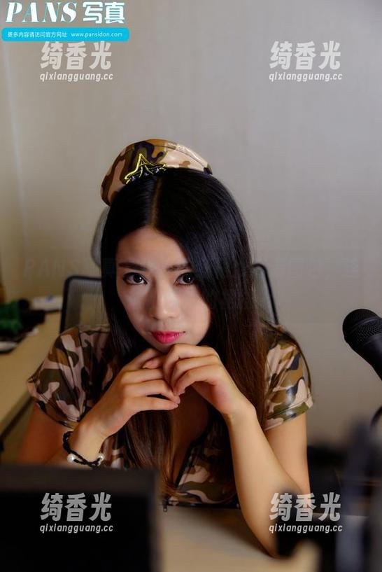 PANS写真-扶摇 PANS写真 - 扶摇的红裙:高清图包,连风都嫉妒的裙摆