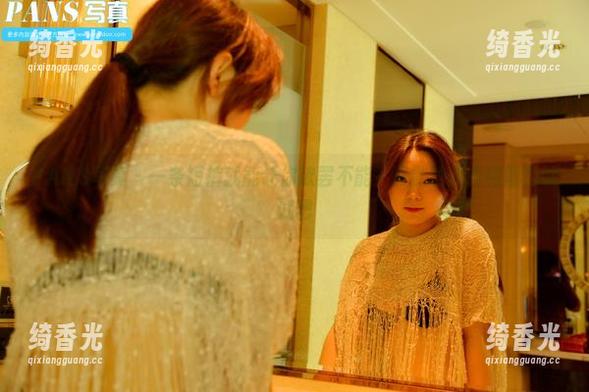 PANS写真-默默 PANS写真 - 一条短裤就能让你欲罢不能?默默的原图和图包试试吧