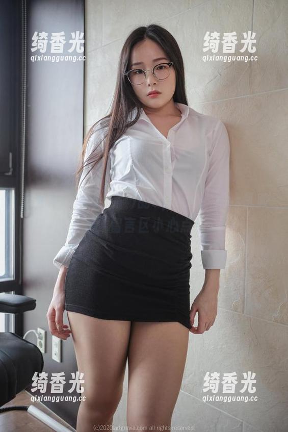 又来了，Pia(피아)的Update–cos乳胶衣，留言区小心点！