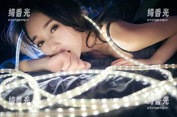 TGOD推女神-施忆佳Kitty酱 TGOD推女神 - 施忆佳Kitty酱的蕾丝写真下载指南,保证你看了想哭…不,是想下载!