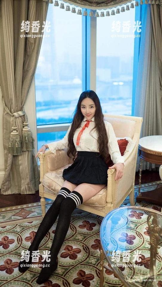 TuiGirl推女郎-嘉宝贝儿 TuiGirl推女郎 - 嘉宝贝儿的空姐写真,让定制的日常变得不那么日常,好像翻开新篇章。