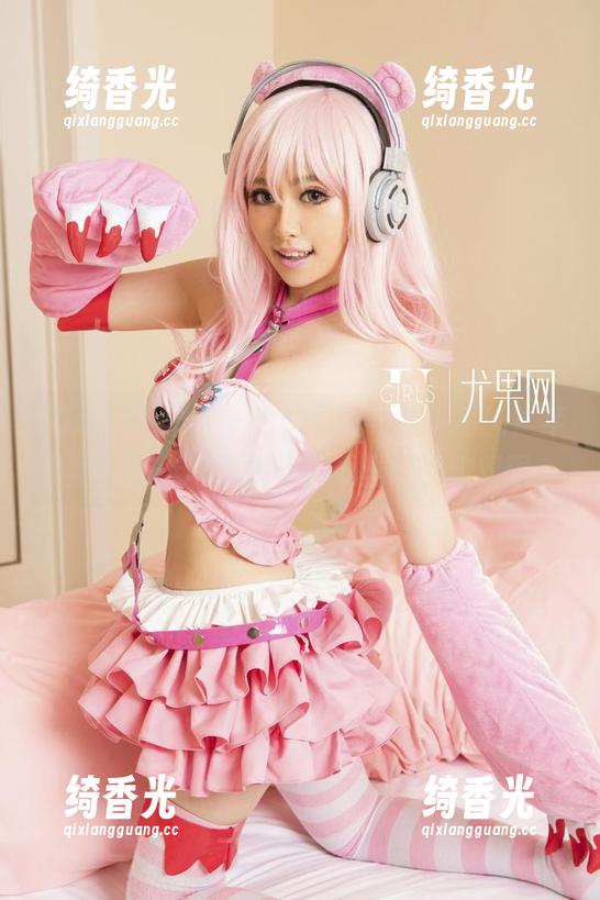 UGirls尤果网-芊小童 UGirls尤果网 - 看,蕾丝不止小清新!芊小童用这张写真挑战壁纸里的优雅界限。