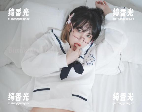 BimilstoryNO.01：Uhye(이유혜)跟可爱女仆之间的微妙关系…哈哈