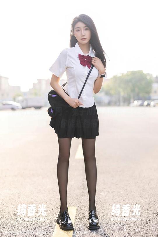 Xiuren秀人网-兔子NINA Xiuren秀人网 - 兔子NINA的高清在线御姐:你能抵挡得住吗?