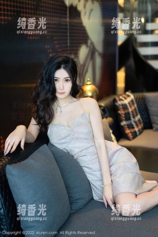 Xiuren秀人网-卓君Jeanes Xiuren秀人网 - 卓君Jeanes这个名字带来的美脚更新:我明明在看写真,脑子却跑偏到哪儿去了?