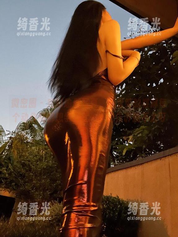 不爱笑的赛琳 微密圈 - 定制瑜伽写真,不爱笑的赛琳每个动作我都想学,就…直觉告诉我不太可能!