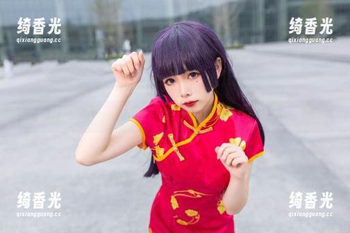 你见过袜子也能“出圈”吗？向小圆棉袜作品终于来啦！