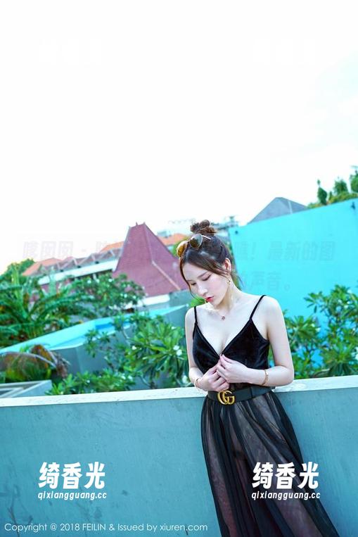嗲囡囡 - 陈媚儿的夏天，你瞧！最新的图片仿佛让人听到了夏天的声音。