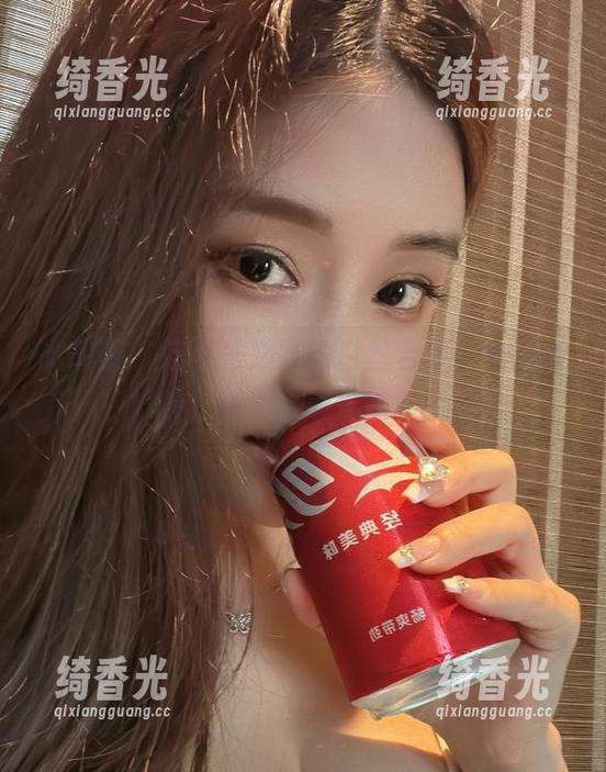 奶雯 微密圈 - 这可是奶雯的白丝合集,全网最好看,拿去给朋友炫耀吧!
