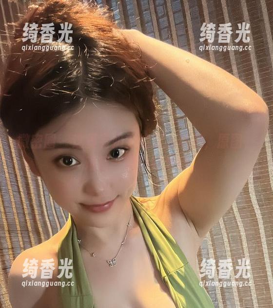 奶雯 微密圈 - 这里有奶雯的双人私拍,原图,难得一见的好戏呀