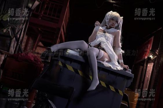 小和甜酒 小和甜酒的学姐路线,美图与写真之间的微妙张力!