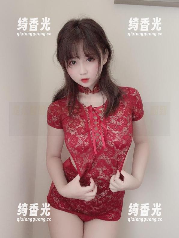 是依酱呀 是依酱呀的旗袍摄影:资源说明书,翻到后面来看!