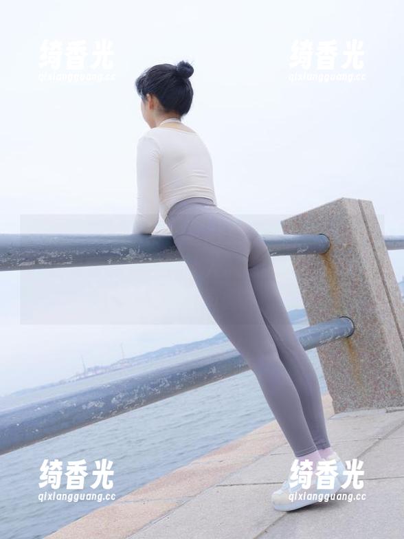 森萝财团-默陌 森萝财团 - 来吧!默陌又带来了福利,也许这是雪糕游乐园让人流连的理由,也是她的写真秀?