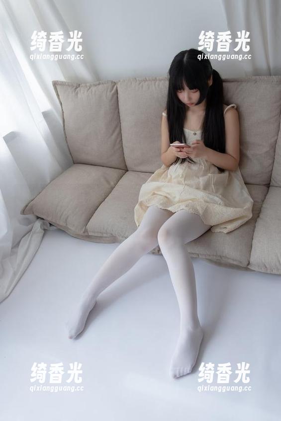 下载黑丝运动风，森萝财团让你眼睛不自觉停留