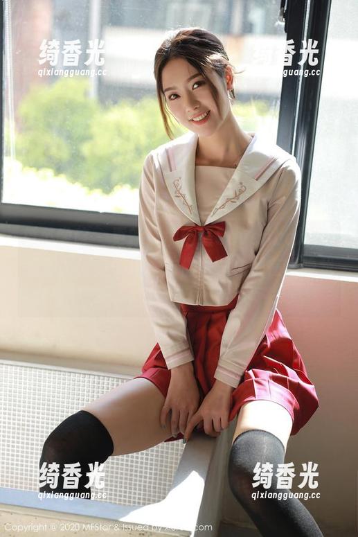 模范学院 - 更新！柳侑绮Sevenbaby套装美图闪亮登场，仿佛每一件都在呼唤我！