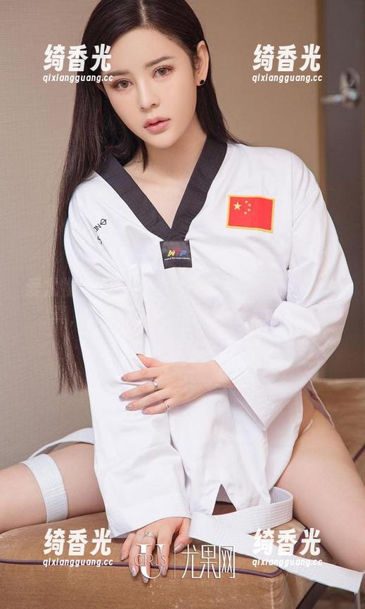 爱尤物 - 在线打卡：陆萱萱cecilia的写真，女王的风范值得你停留观看。