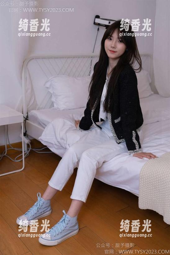 甜予摄影-齐齐 甜予摄影 - 齐齐的最新写真,白棉袜子变身本地小明星,今天又要红遍朋友圈!
