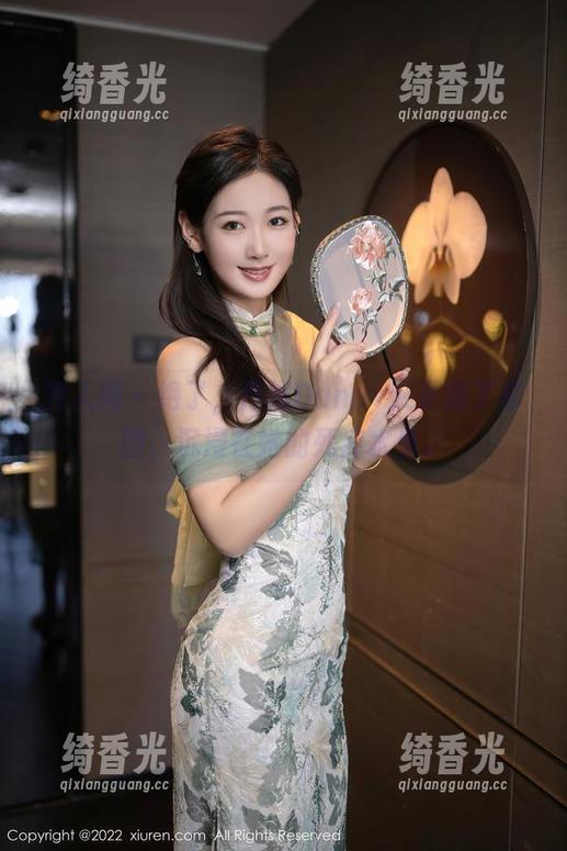 秀人网 - 绝了，丹妮Danny又更新了套图，沉浸在她的死库水里。
