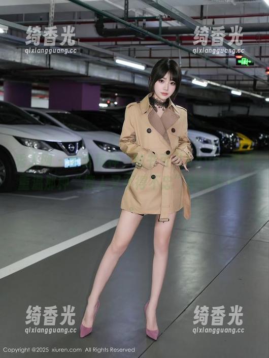 秀人网-可儿kayen 秀人网 - 全套精神,秘书可儿kayen带你重温那种“撩人又不得不忠”的极致尴尬。