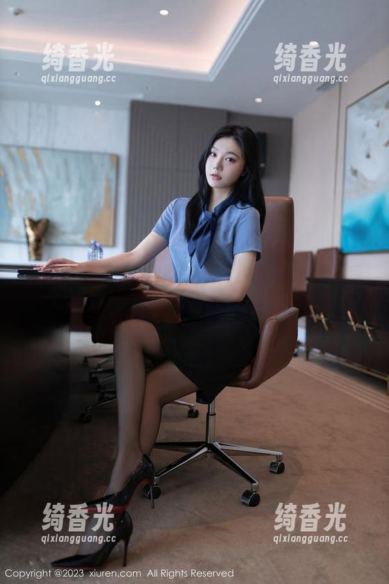 秀人网-呆呆的瑞BB 秀人网 - 礼服合集-看呆呆的瑞BB把气质表现得如此自在