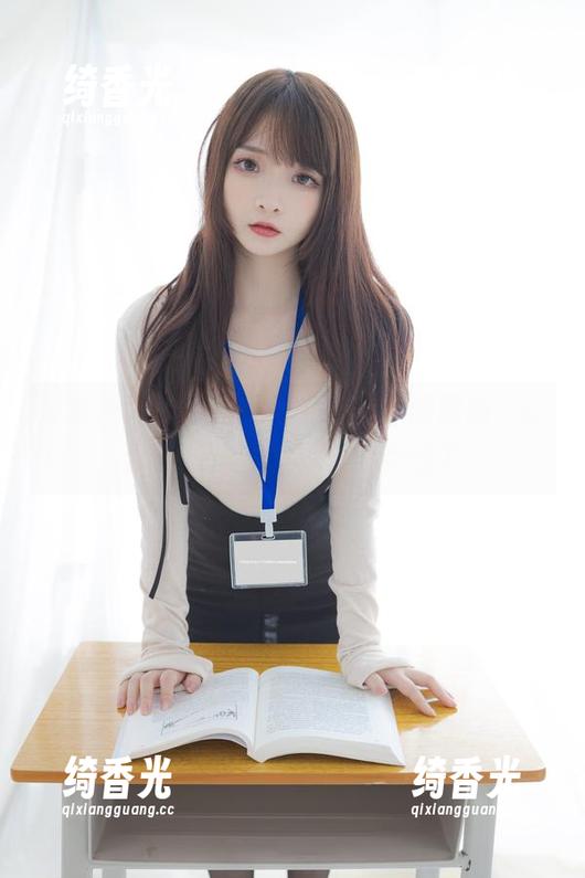 紧急企划-樱樱樱可 紧急企划 - 樱樱樱可最新体操服图册,让我对运动的兴趣又被点燃了