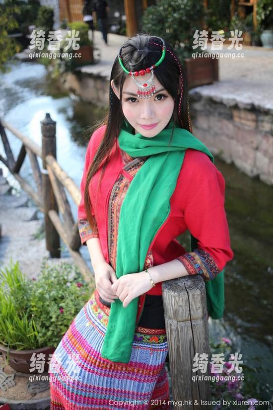 美媛馆 - Carina绮里嘉的比基尼写真集，让操心的日子变得轻松点儿！