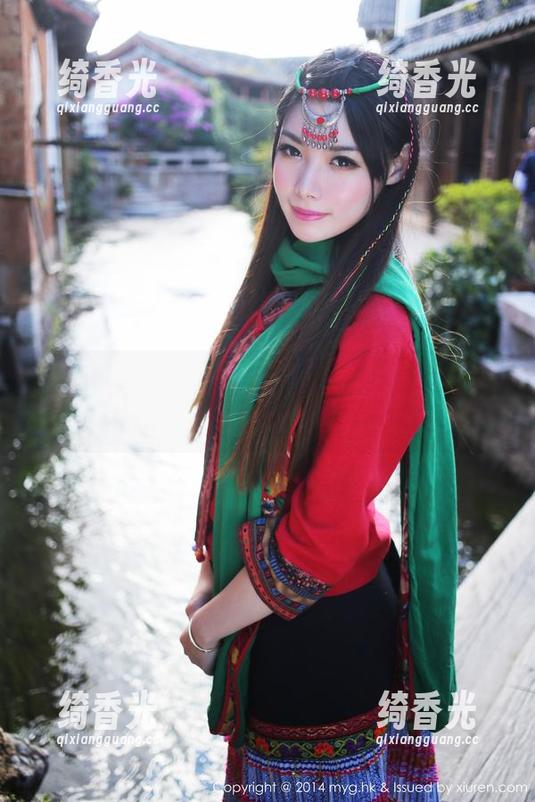 美媛馆-佘贝拉bella 美媛馆 - 佘贝拉bella的自拍,资源让人想多看几眼