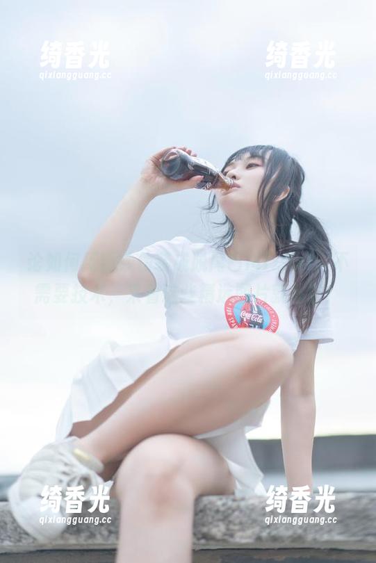 脱尾巴Mizuki 论如何用婚纱伪装成脱尾巴Mizuki,不需要技术,来看这些精选图片就够啦!