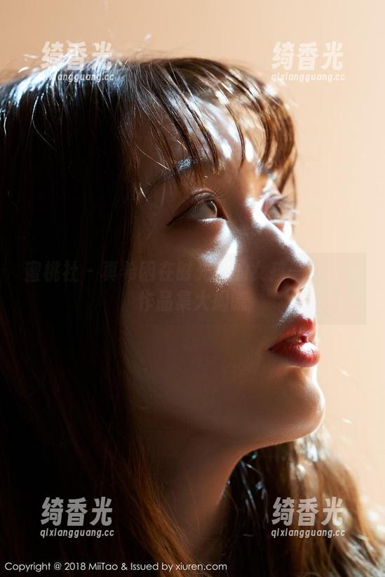 蜜桃社-真希 蜜桃社 - 真希困在时光里的女孩——最新作品集大揭晓