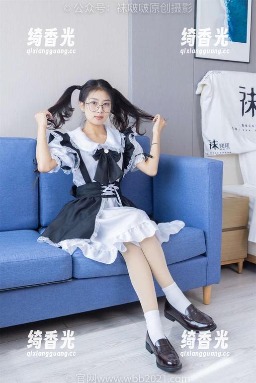 袜啵啵 - 熊熊的私房照：这安踏运动鞋，走路都带风？