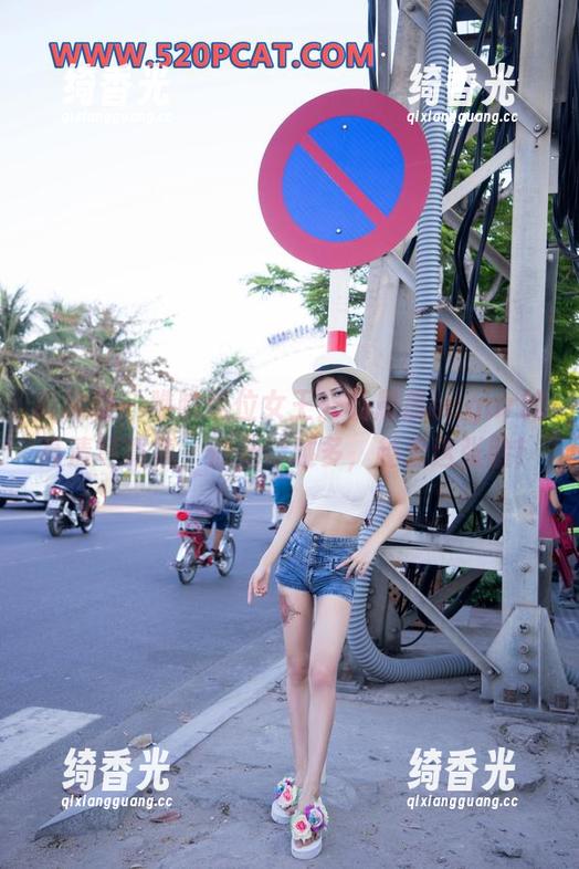 轰趴猫 - 瞧瞧这位女王：杨晨晨sugar的高清写真集，你看得越多，越爱这张脸！