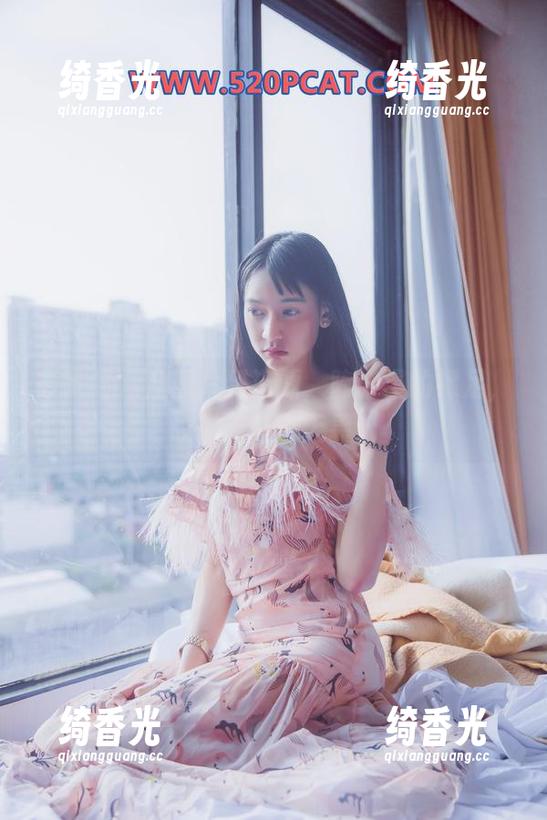 轰趴猫 - 从照片到资源，陈雅漫的裸足，让你无鞋也无畏！