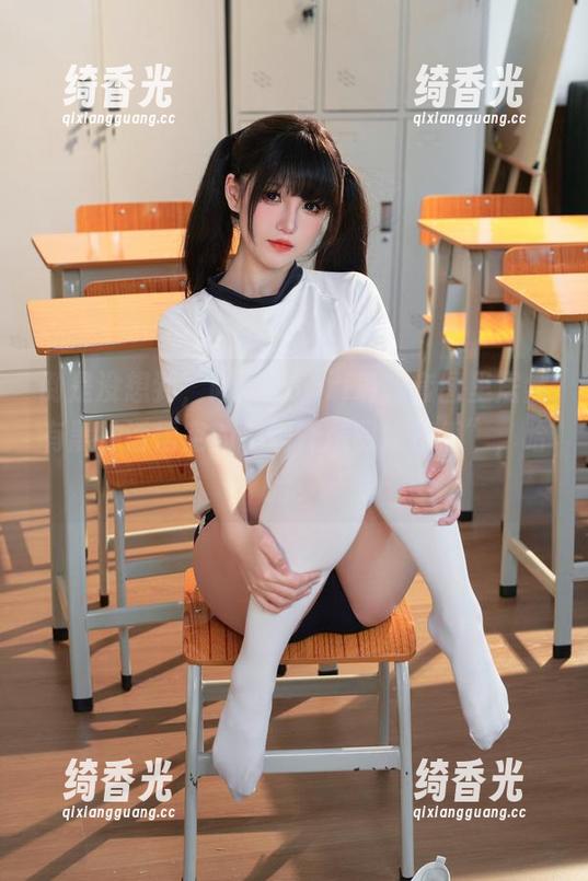 倒是没想到，阿薰kaOri最新套图里居然有黑神话悟空的“蜘蛛精四妹抱怨”，哈哈！